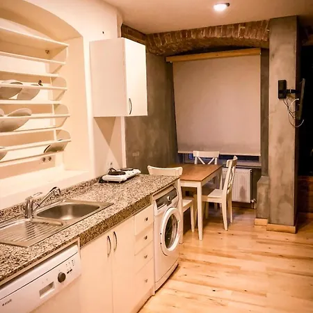 Stylish In Center Appartamento